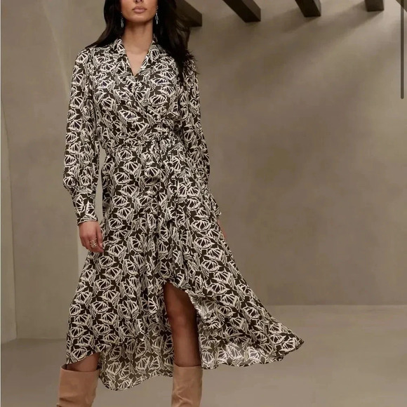 Banana Republic Silky Wrap Maxi Dress - Picture 1 of 15